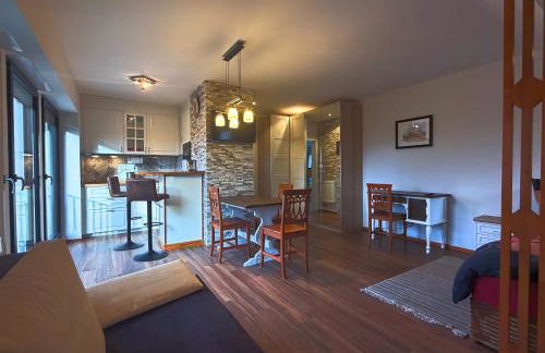 Einliegerwohnung in einer Traumvilla - Foto 8