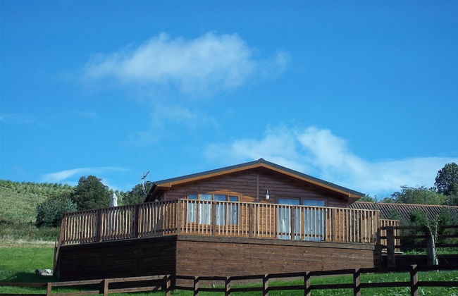 Woodpecker Lodge With Hot Tub Near Cupar, Fife - Foto 1