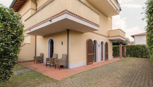 Villa vicino al mare con giardino e parcheggio - Foto 2