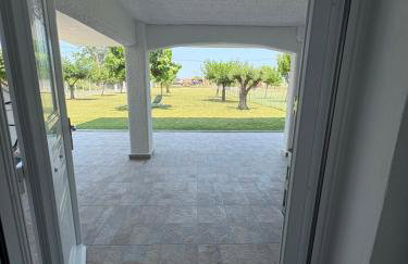 Sapphire Apartment , Beachfront Family Apartment for 4 with Private Garden, 1-Minute Walk to the Beach - Foto 40