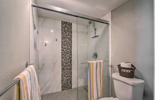 Relaxing Hudson Condo Steps from the Pool! - Foto 18