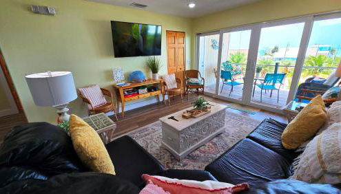 Private Lazy River Pool, 4-bed house, & dock - Foto 5