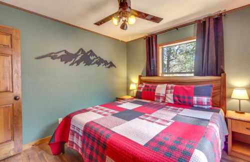 Mtn-View Hilltop Hideaway with Deck in Show Low - Foto 11