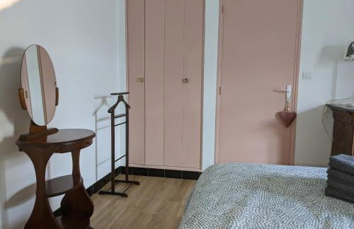 Au chalet d'Illiers Combray, grand jardin arboré - Foto 29