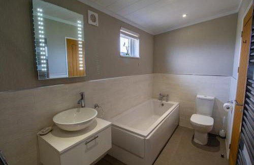 Teal Lodge Cornwall - hot tub, indoor pool, near Perranporth - Foto 17