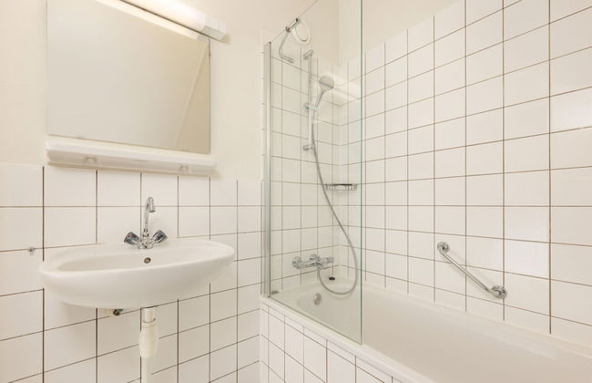 Bungalow in Veluwe Near Harderwijk - Photo 10