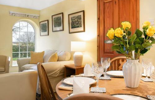 Woodcutter's Cottage - Peaceful Country Retreat! - Foto 2