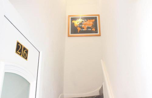 Exquisite and Modern 2 bed Maisonette - Foto 27