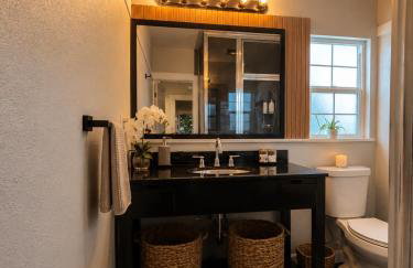Hollywood house with parking - walk to attractions - Foto 11