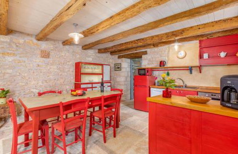 Gorgeous Apartment In Zminj With Wifi - Photo 16