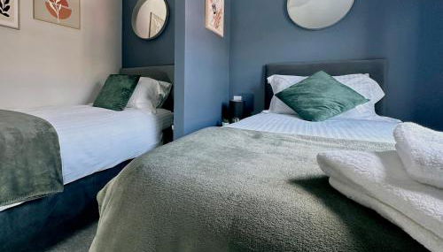 3 bedroom Leeds home for contractors & professionals with free Parking and Netflix nr motorway 5 mins to Royal Armouries - Foto 5