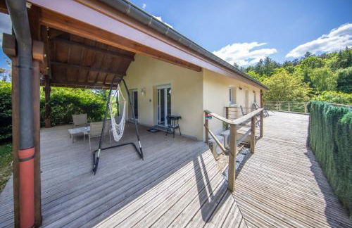 Gîte familial à Jezainville - Nature, terrasses & jardin clos, Vue vallée, forêt - Foto 5