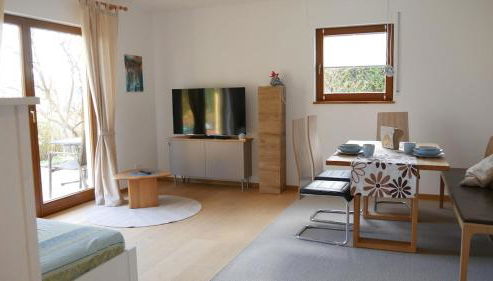 Familienfreundliche FeWo mit Terrasse und Garten - Foto 4