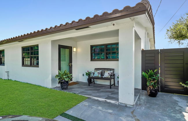 Dania Beach Unit 2 in Dania Beach - Foto 1