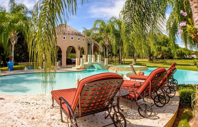 5-star Villa for Rent in Moroccan-style at Casa de Campo - Large Pool Jacuzzi Staff - Photo 7