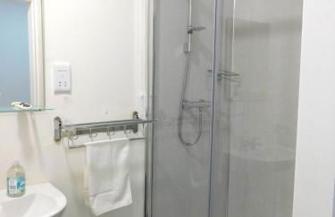 No 5 - Modern 2 bedroom Apartment in Lanark Town Centre - Foto 15