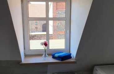 Gemütliche Dachwohnung mit kleiner oder großer Dachterrasse nebeneinander - Foto 2