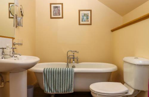 Sherway Coach House - Photo 21