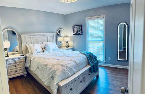 Retreat 4BR Sleeps 10 plus, 8mi LakePoint, Red Top - Foto 10