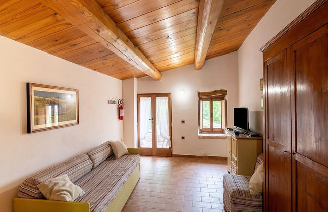 Graceful Holiday Home in Acqualagna With Swimming Pool - Foto 42