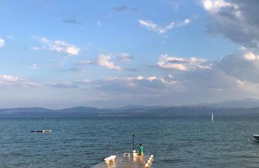 Architect designed house with pool and private beach - Photo 29