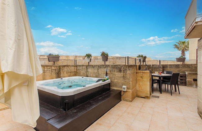 Harbour Views Gozitan Villa + Shared Pool - Foto 24