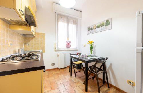 Blu&Yellow Apartment in Parma Station - Photo 9