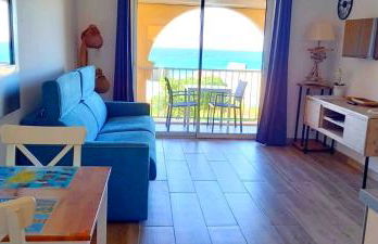 Studio standing classé meublé de tourisme avec terrasse vue mer " les pieds dans l'eau " à Algajola - Foto 1