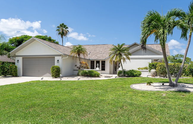 Beautiful Private Pool Home In-between Fort Myers Beach And Sanibel Island 3 Bedroom Home by RedAwning - Foto 27