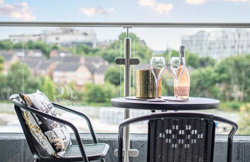 Leeds City Centre 2BR Apartment - Luxury Stay with Private Terrace - Foto 19