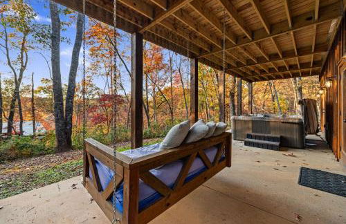 Chardonnay Chalet - Luxe Modern Chalet - Hot Tub, Wi-Fi, Fire Pit, Game Room, Amazing Deck - 15 min to Blue Ridge - Foto 52