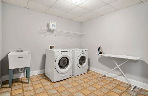 Lakeview with Dock and king bed Gainesville - Foto 25