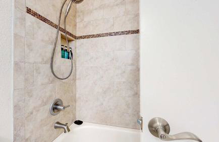 Family Home in Arvada with king beds and bunkbed - Foto 21