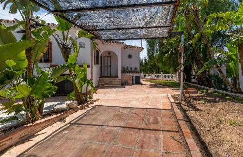 VILLA ALEGRIA Big terrace, private pool & parking - Photo 23