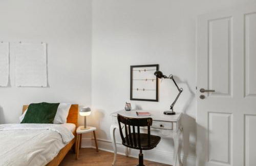 LEVEL22 ! großzügiger Altbau, tolles Design mit Kamin - zentral in Bahnhofsnähe - Foto 11