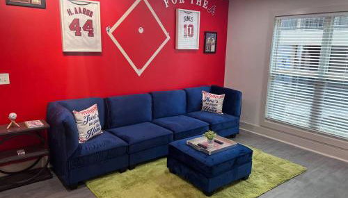 Free Parking! Comfy 1Bedroom Unit! 10 min to Midtown & 1 Mile To Braves Truist Park! - Foto 1