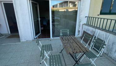 Apartment with balconies and garden - Foto 4