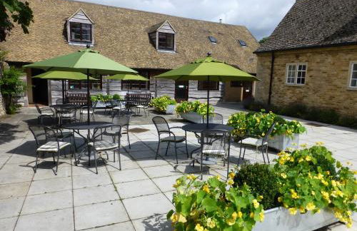 Charney Manor - Photo 35