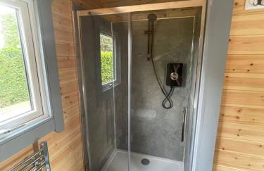 Pine Lodge Posh Glamping With Wood Fired Hot Tub & Big Lincolnshire Skies - Foto 13