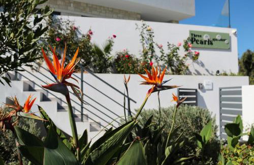 Silver Cozy Getaway - 3 Pearls Pool Retreat - Photo 17