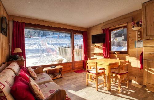 Appartement sud vue pistes, terrasse, équipement complet, sans animaux - FR-1-642-84 - Foto 1