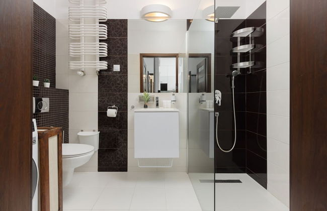 Bright Warsaw Apartment by Renters - Photo 29