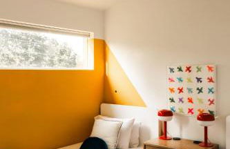 Colorful Sunnyside Escape - Walk to Dining & Parks - Foto 45