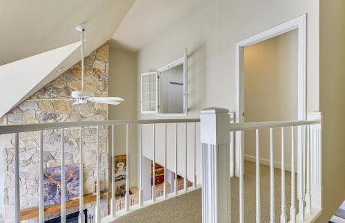 Walk to Ski Lift Spacious Condo in West Dover! - Photo 19