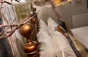 Luxury tree-house with optional ESPA Spa - Foto 1