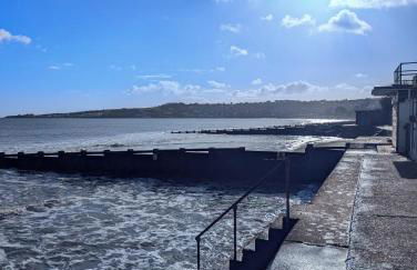 SWANAGE WELL PRESENTED 2 BEDROOM APARTMENT CLOSE to BEACH - Photo 23