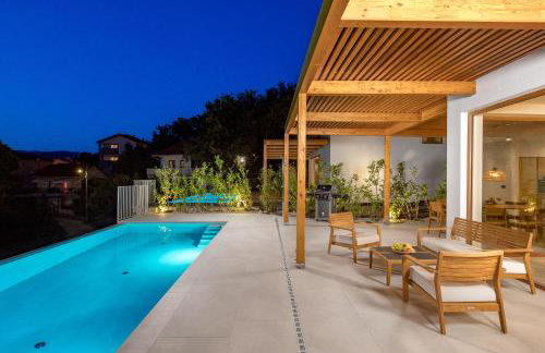 Villa 1 with Pool Soline, Krk, 280 m from beach, by 4Villas - Foto 4