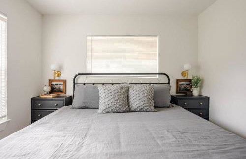 Remodeled 4BR 2BA Steps from Georgetown Square - Foto 7