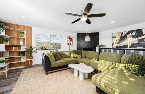 Mountains Views with Pool & Basketball, Relax & Play! - Foto 41