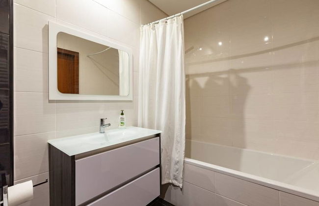 Private Modern Home, Fully Equipped, Near Historic Braga Centre - Photo 20